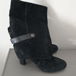 Tahari Black Suede Heeled Boots